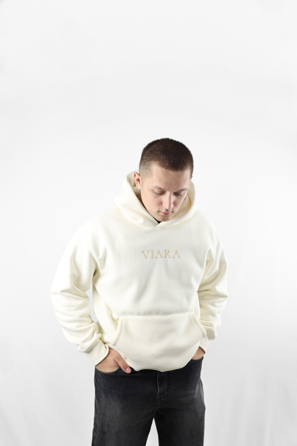 VIARA Classic Hoodie