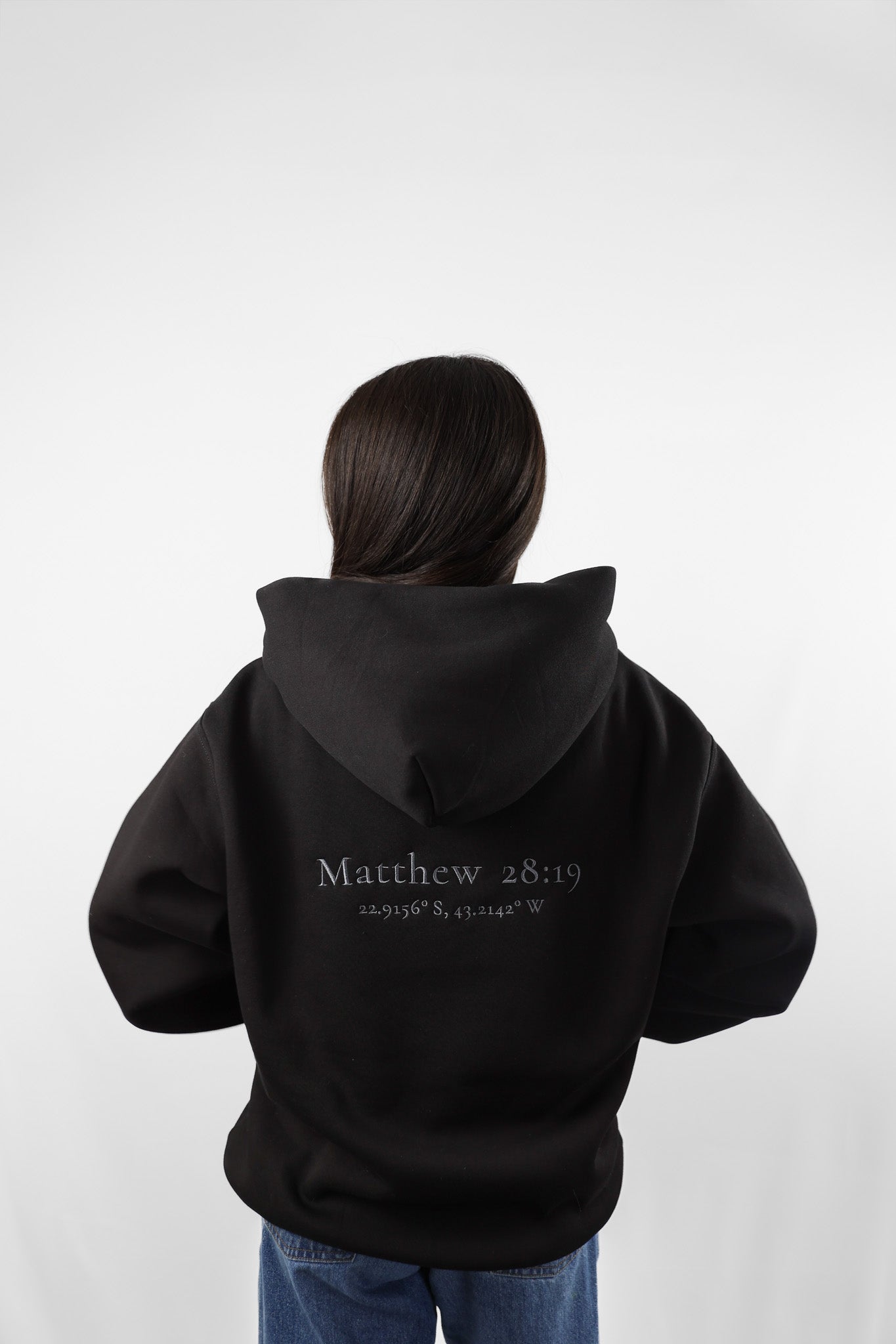 VIARA Classic Hoodie